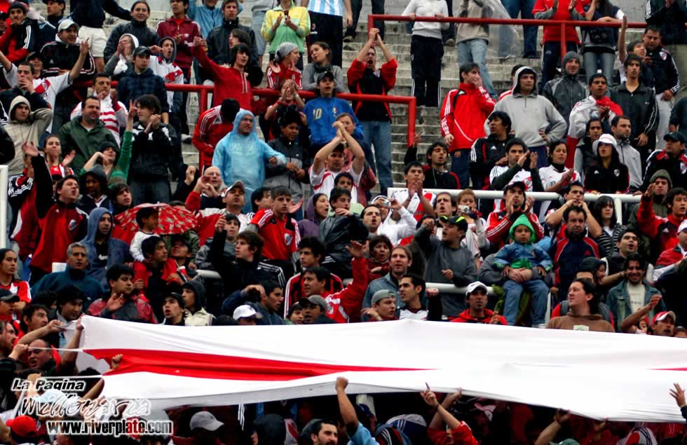 River Plate vs Racing Club (AP 2008) 23